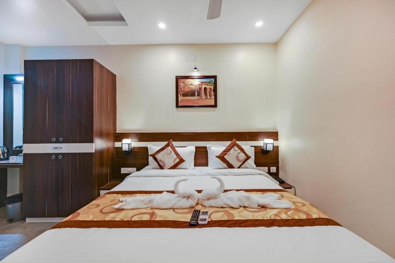 Hotel Sj Pride Bhubaneswar Extérieur photo