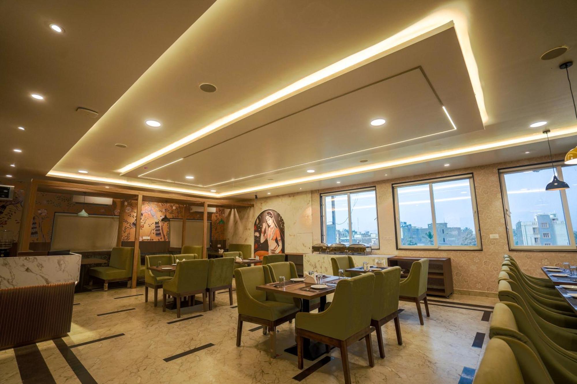 Hotel Sj Pride Bhubaneswar Extérieur photo