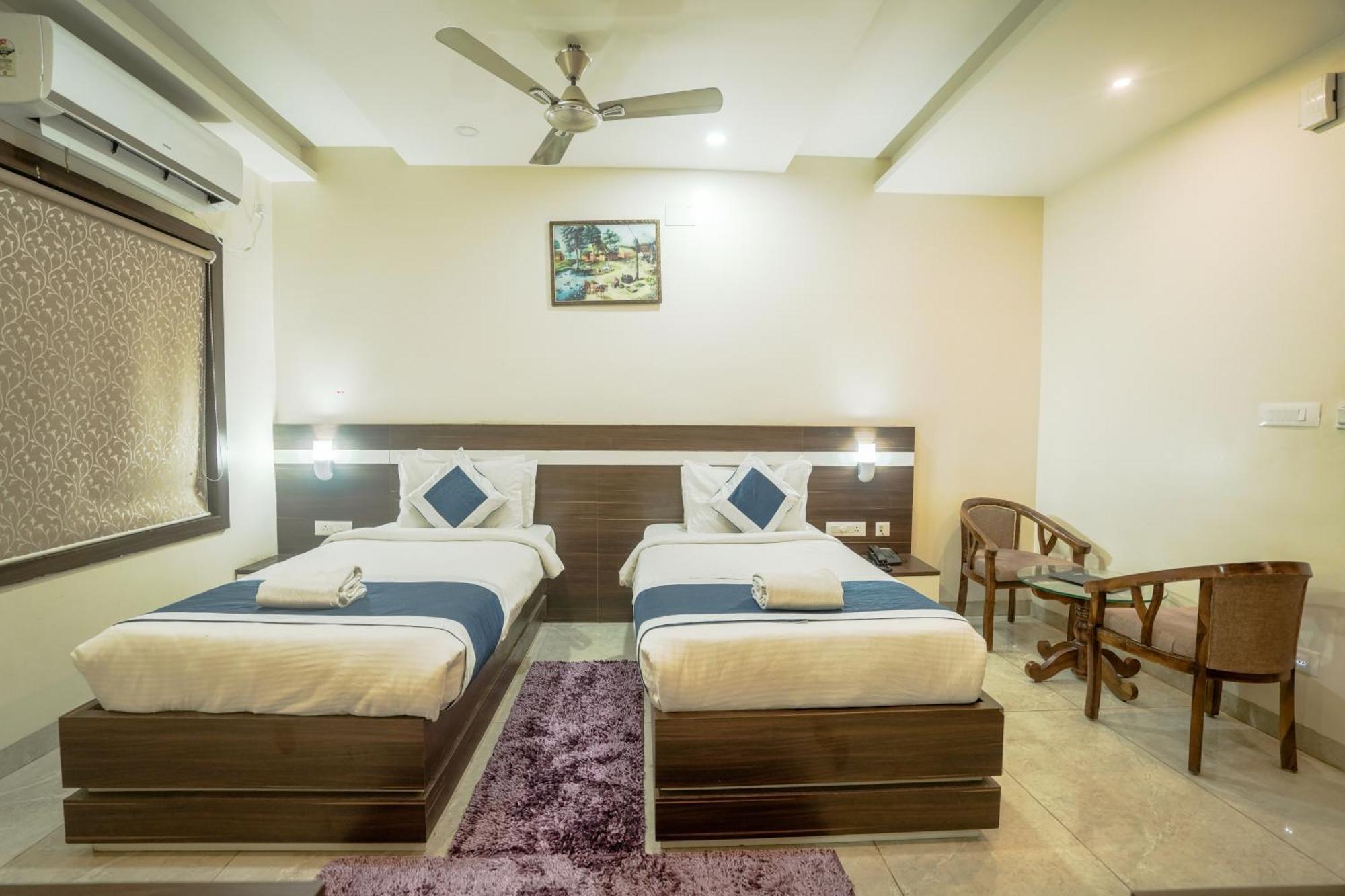 Hotel Sj Pride Bhubaneswar Extérieur photo